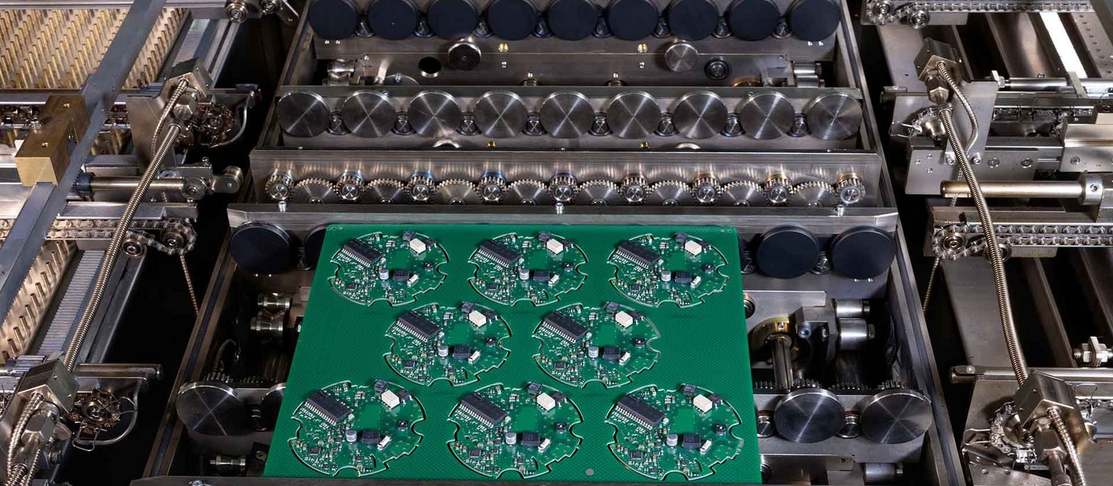 EXOS 10/26: Roller transport - highest assembly quality and machine availability