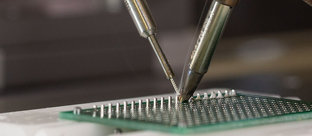 Ersa Soldering Robot SR 500: Suitable for spot and line soldering